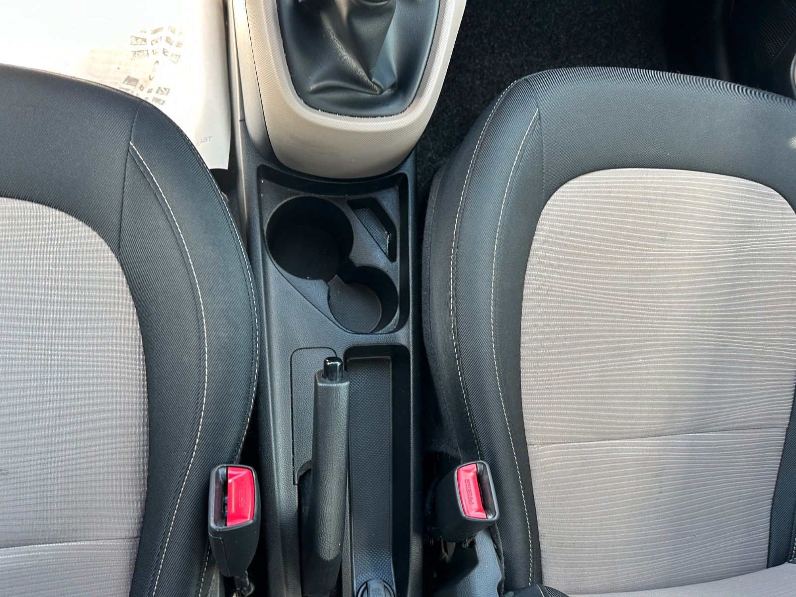 Fahrzeugabbildung Hyundai i10 Basis**Allwetterreifen*16.598 TKM*1.HAND**