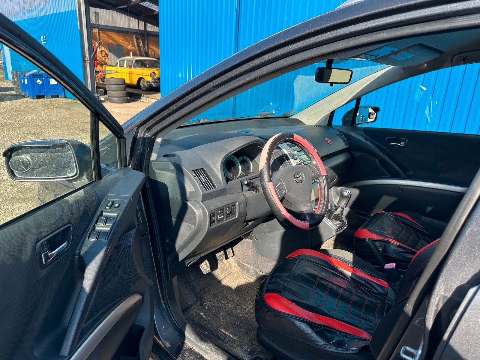 Fahrzeugabbildung Toyota Corolla Verso 2.2 D-4D*Tempomat*PDC*7 Sitzer*