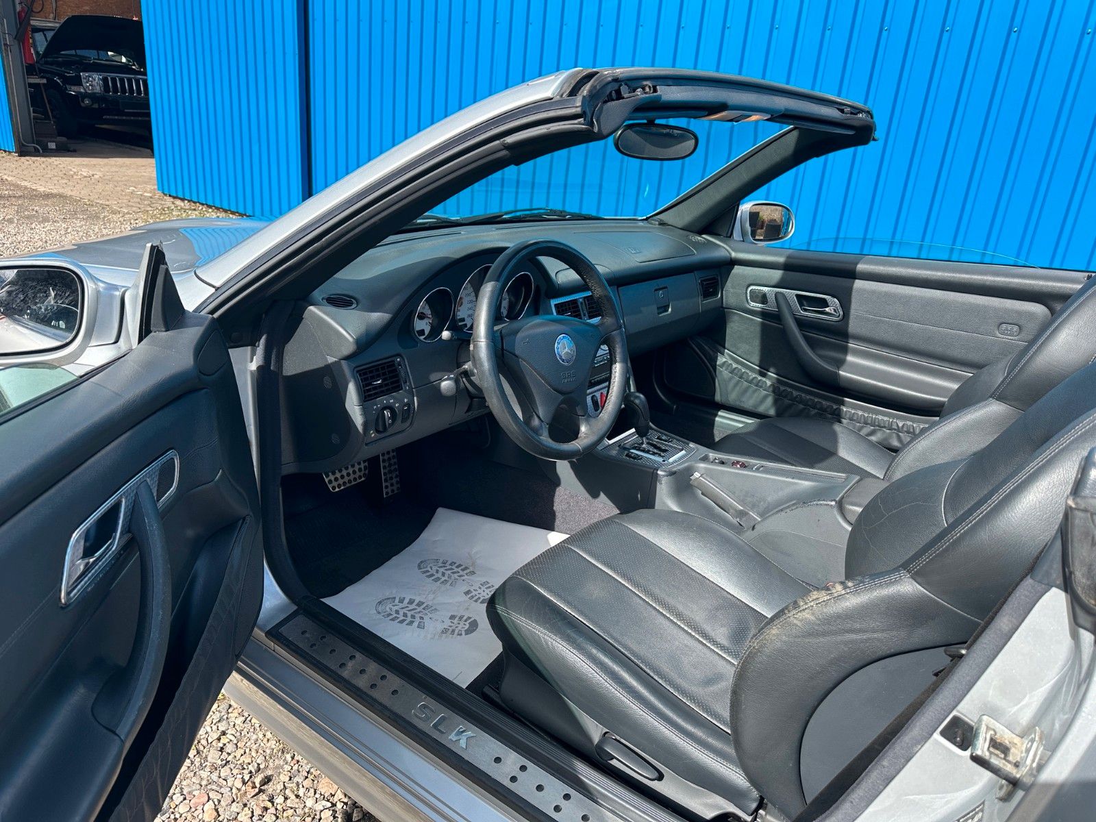 Fahrzeugabbildung Mercedes-Benz SLK 200 Kompressor**Cabrio**Automatik**111 TKM**