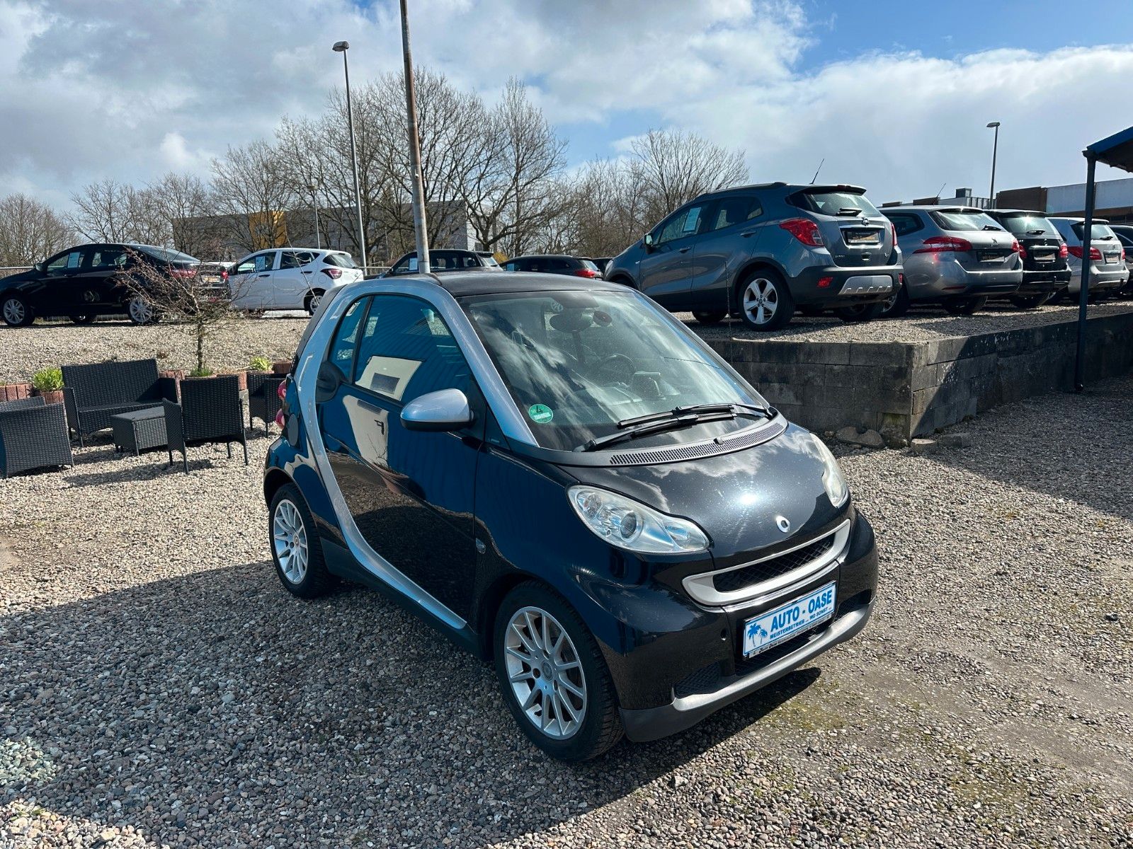 Fahrzeugabbildung Smart ForTwo coupe Micro Hybrid*97 TKM*Sitzhng*Klima*