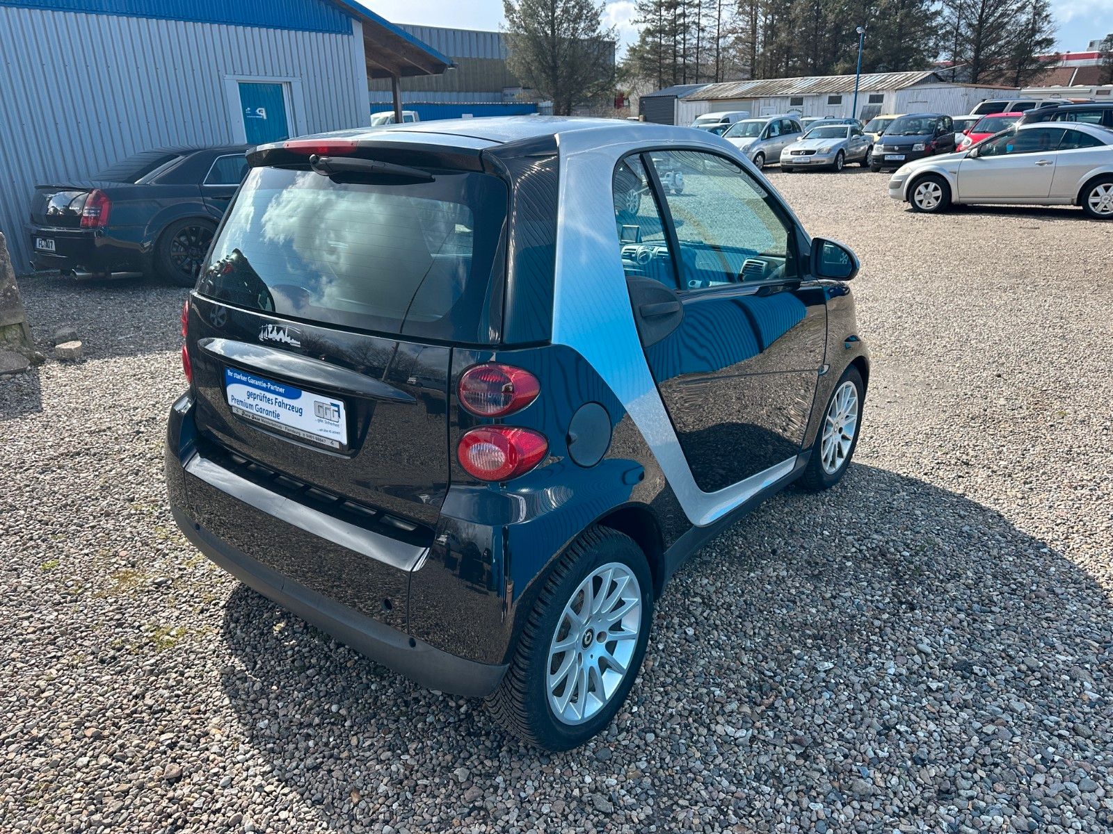 Fahrzeugabbildung Smart ForTwo coupe Micro Hybrid*97 TKM*Sitzhng*Klima*