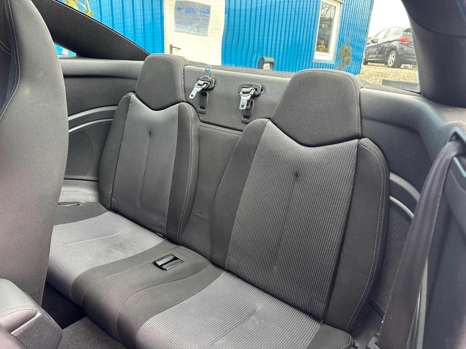 Fahrzeugabbildung Peugeot RCZ Basis**Allwetter*PDC**1.HAND**