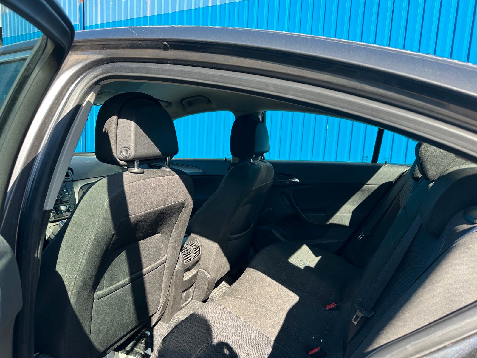 Fahrzeugabbildung Opel Insignia A Lim. Edition*Sitzhzng*Tempomat*2.HAND
