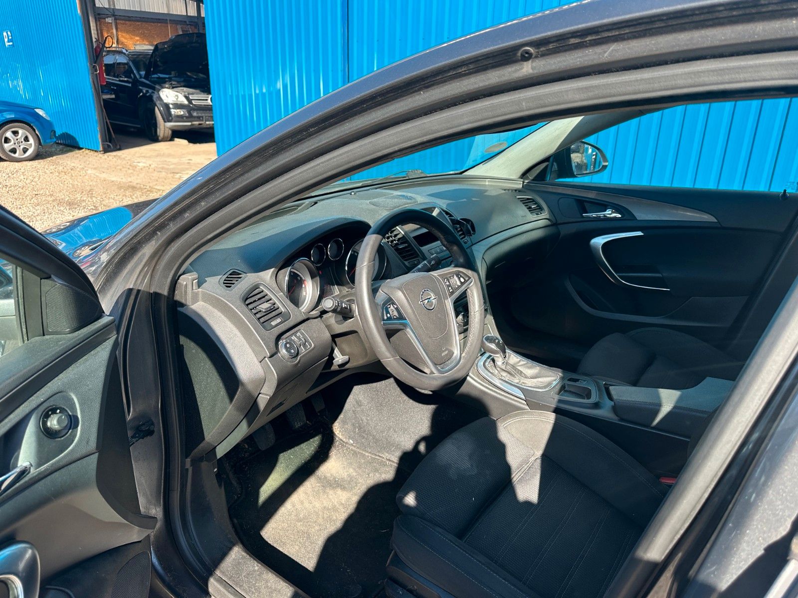Fahrzeugabbildung Opel Insignia A Lim. Edition*Sitzhzng*Tempomat*2.HAND