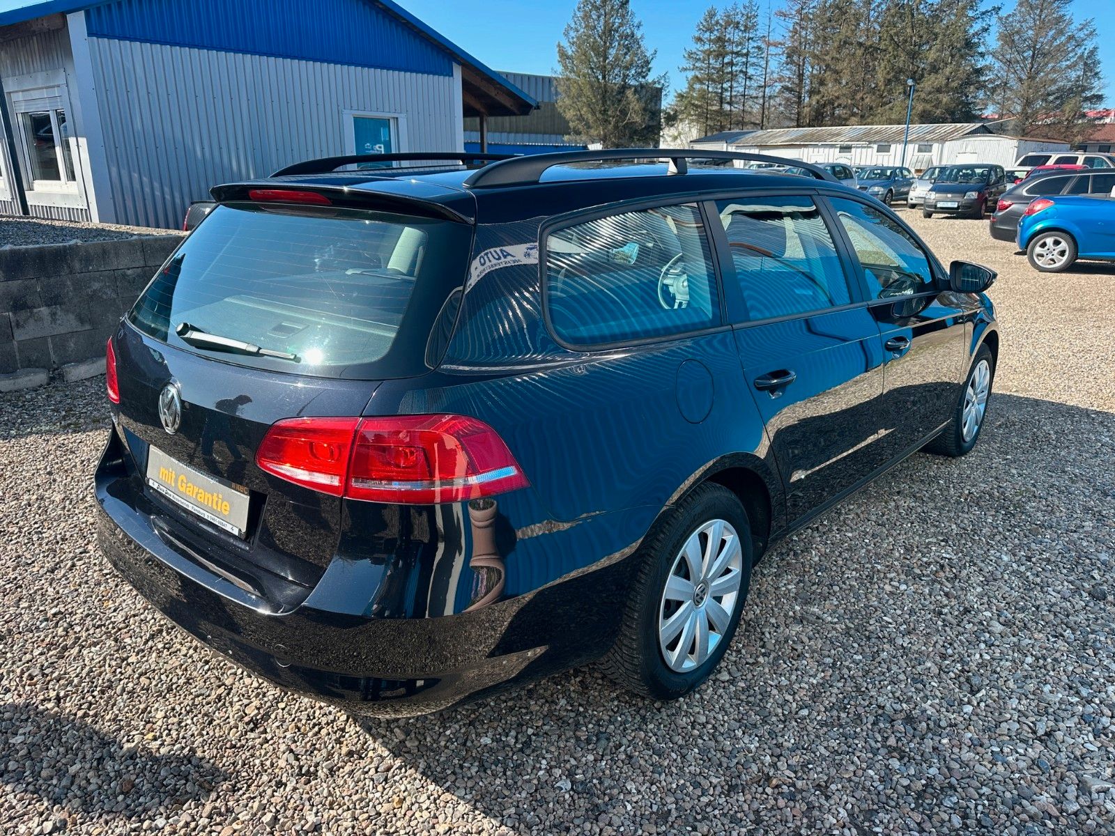 Fahrzeugabbildung Volkswagen Passat Variant Trendline**1.HAND*Allwetter**