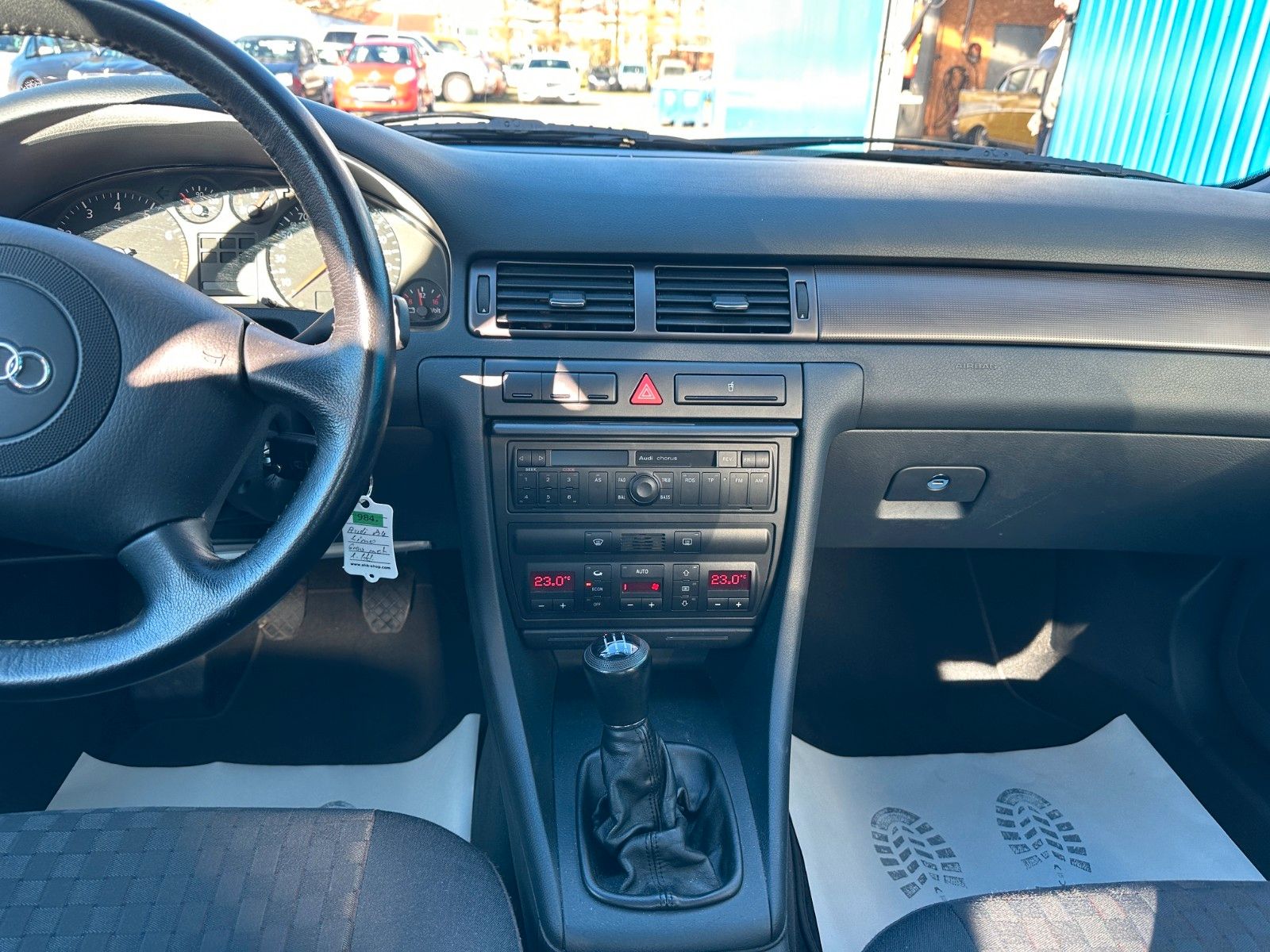 Fahrzeugabbildung Audi A6 2.4**1.HAND*TOP*46 TKM*Klima**