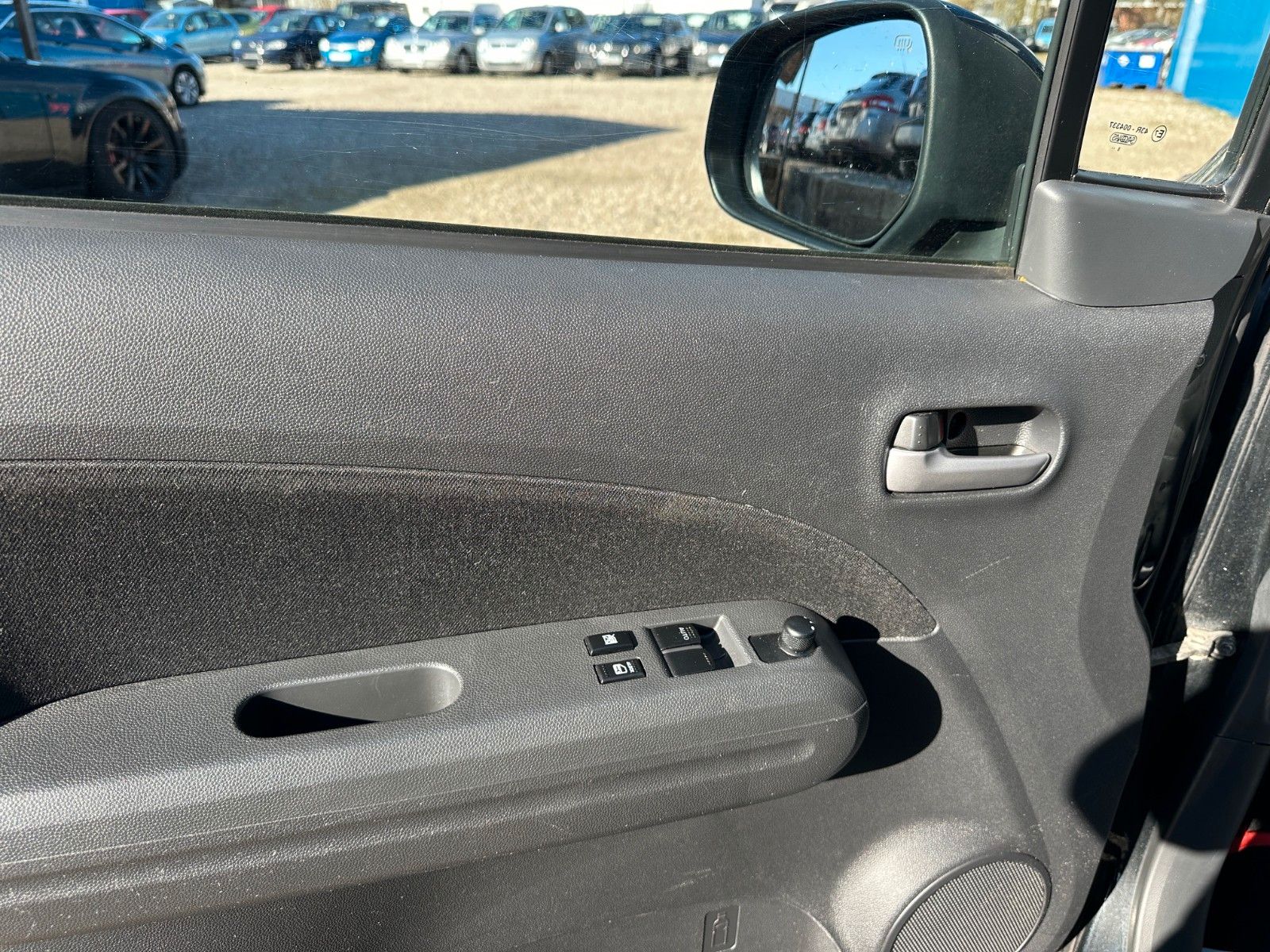 Fahrzeugabbildung Suzuki Splash Club**Klima*Sitzhzng*Allwetter**