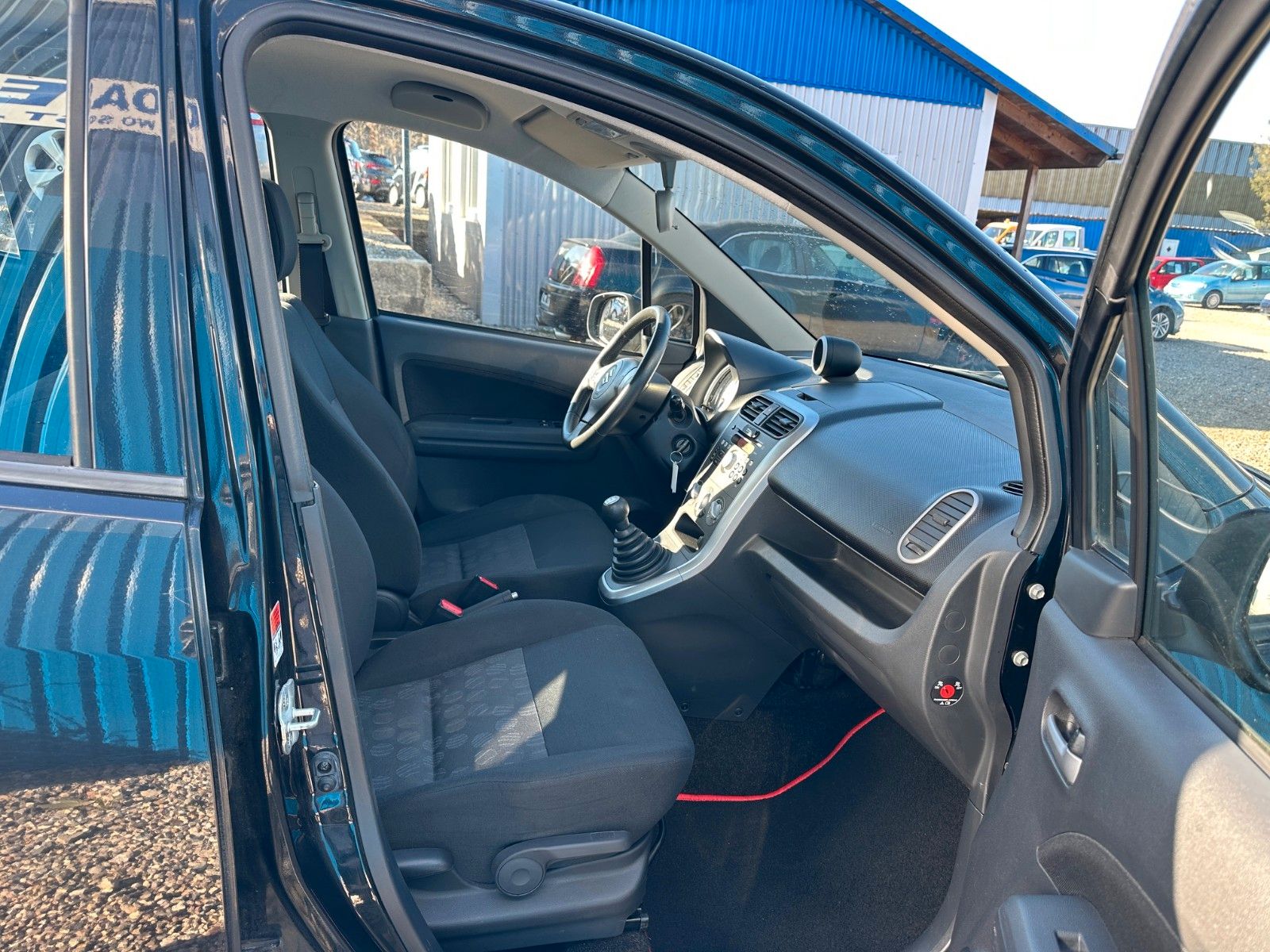 Fahrzeugabbildung Suzuki Splash Club**Klima*Sitzhzng*Allwetter**