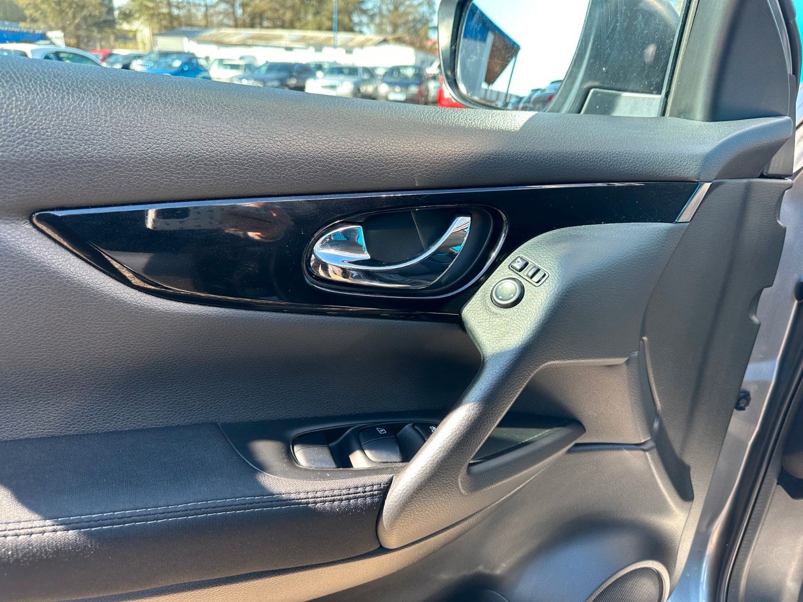 Fahrzeugabbildung Nissan Qashqai Acenta**Kamera*Navi*Sitzhzng**