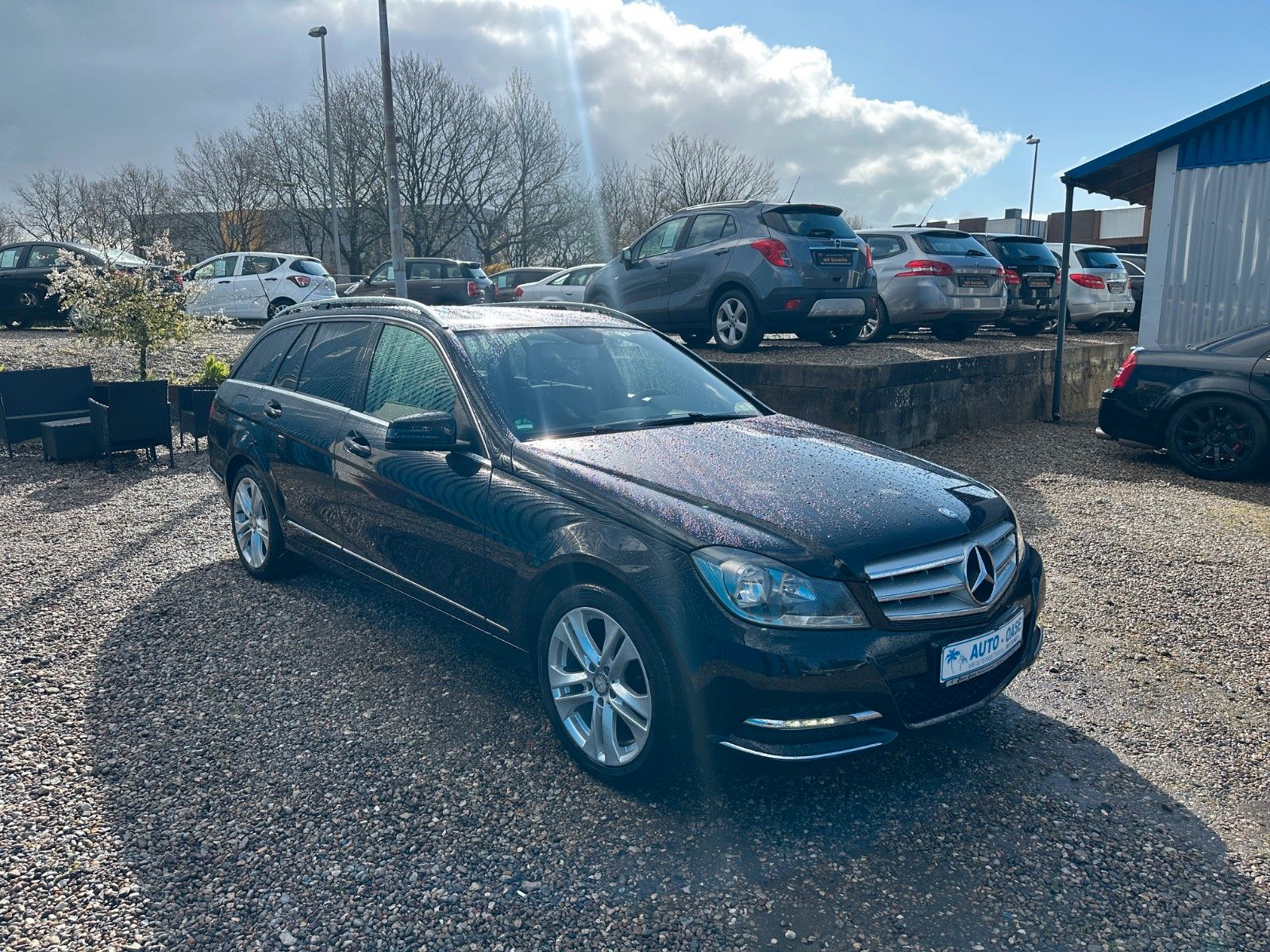 Fahrzeugabbildung Mercedes-Benz C 180 T CGI BlueEfficiency**2.Hand*Navi*PDC**