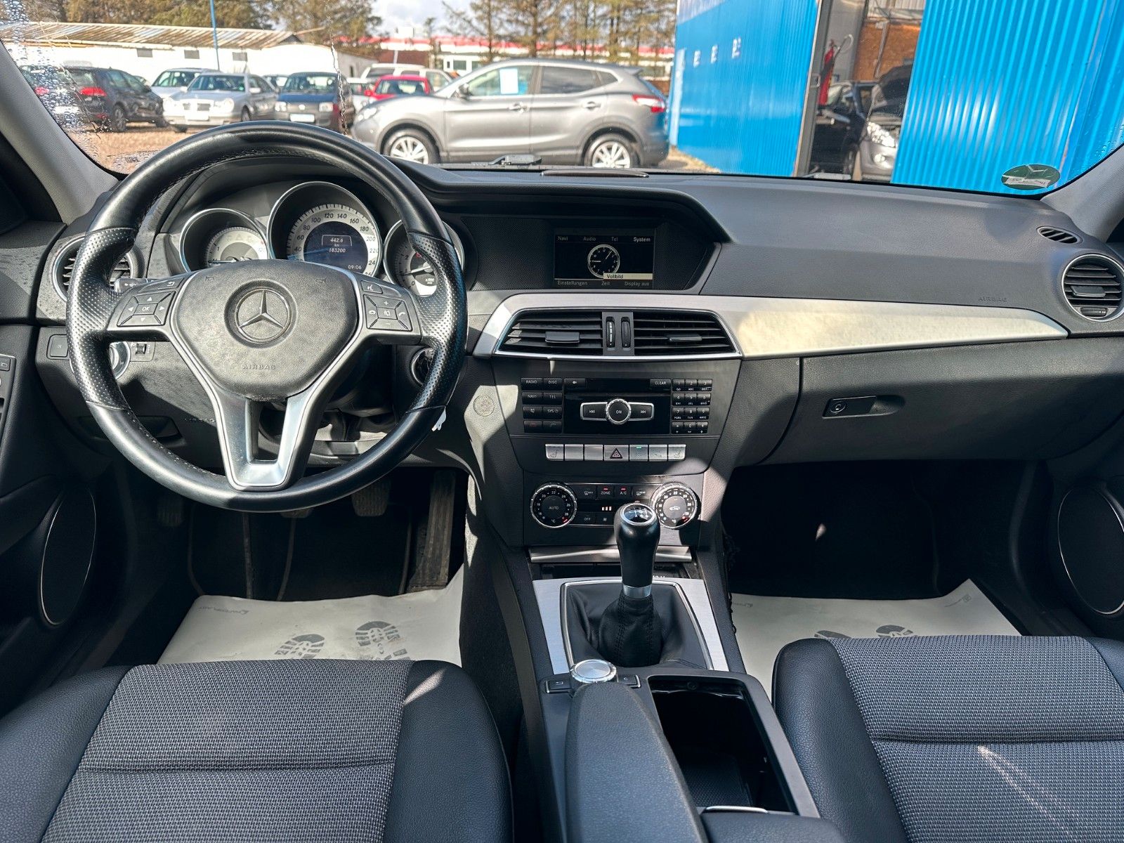 Fahrzeugabbildung Mercedes-Benz C 180 T CGI BlueEfficiency**2.Hand*Navi*PDC**