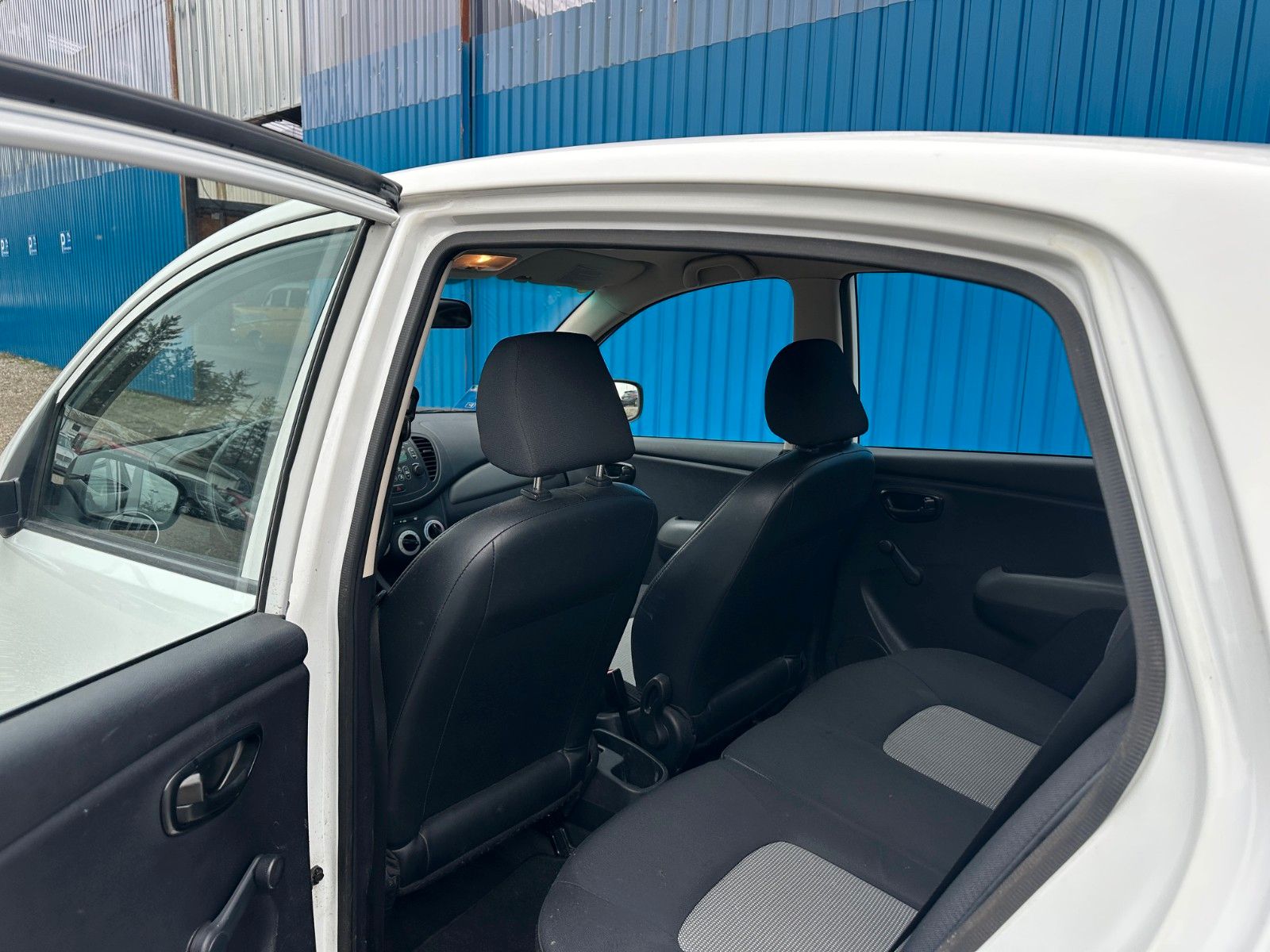 Fahrzeugabbildung Hyundai i10 FIFA WM Edition**2.Hand*HU&AU neu**