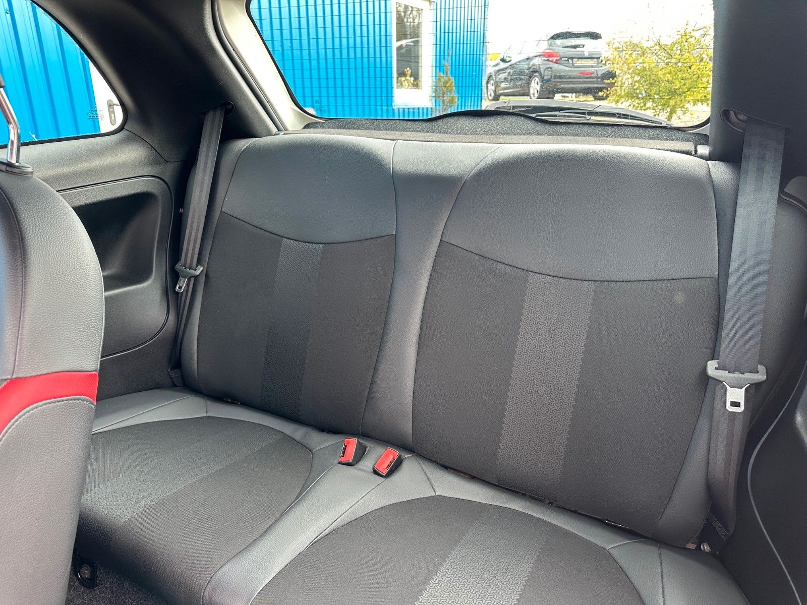 Fahrzeugabbildung Fiat 500 S**Dig Tacho**Klima**MFL**Leder**Sport**
