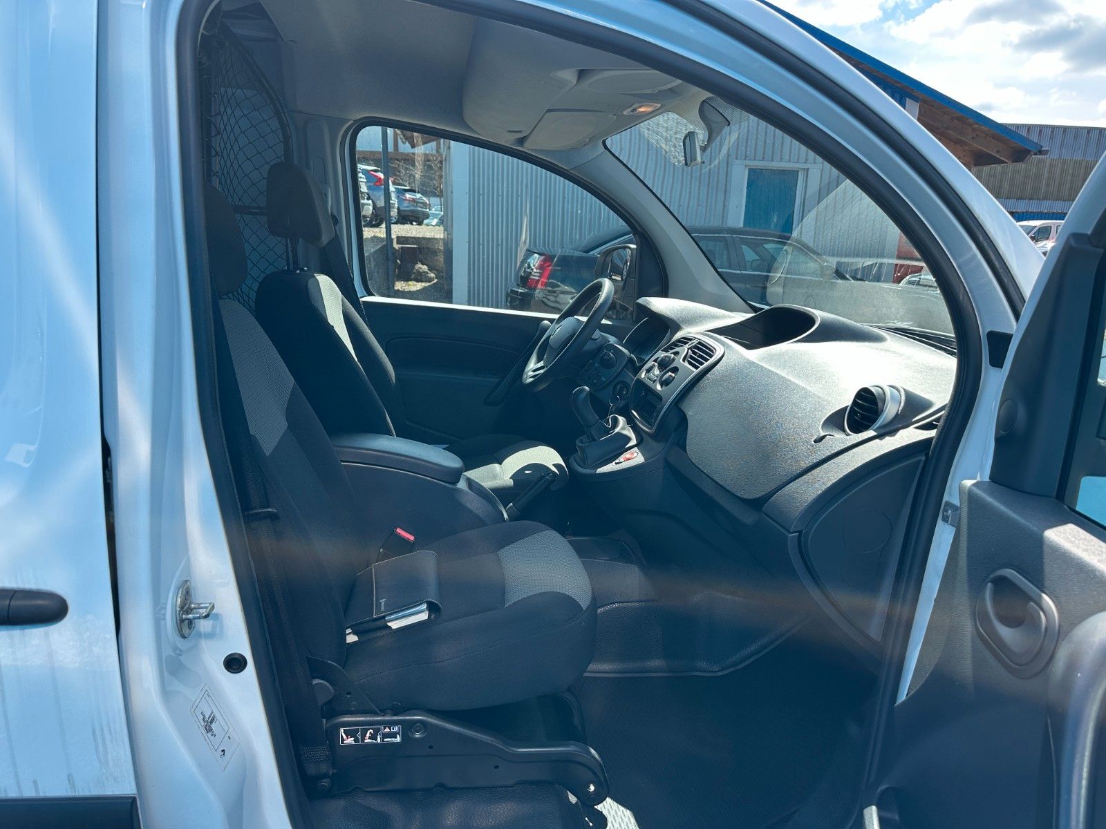 Fahrzeugabbildung Renault Kangoo Rapid Extra**87 TKM*2.Hand**