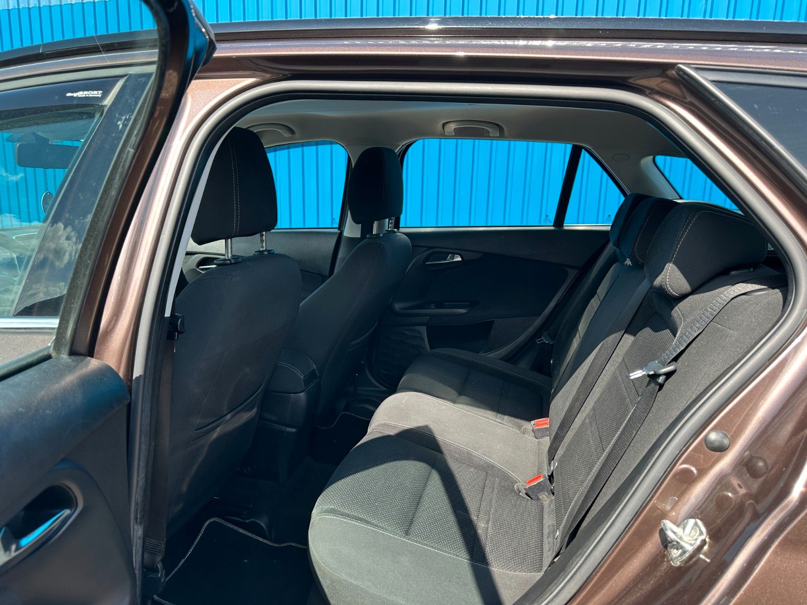 Fahrzeugabbildung Fiat Tipo**Lounge**Navi**Tempo**SHZ**