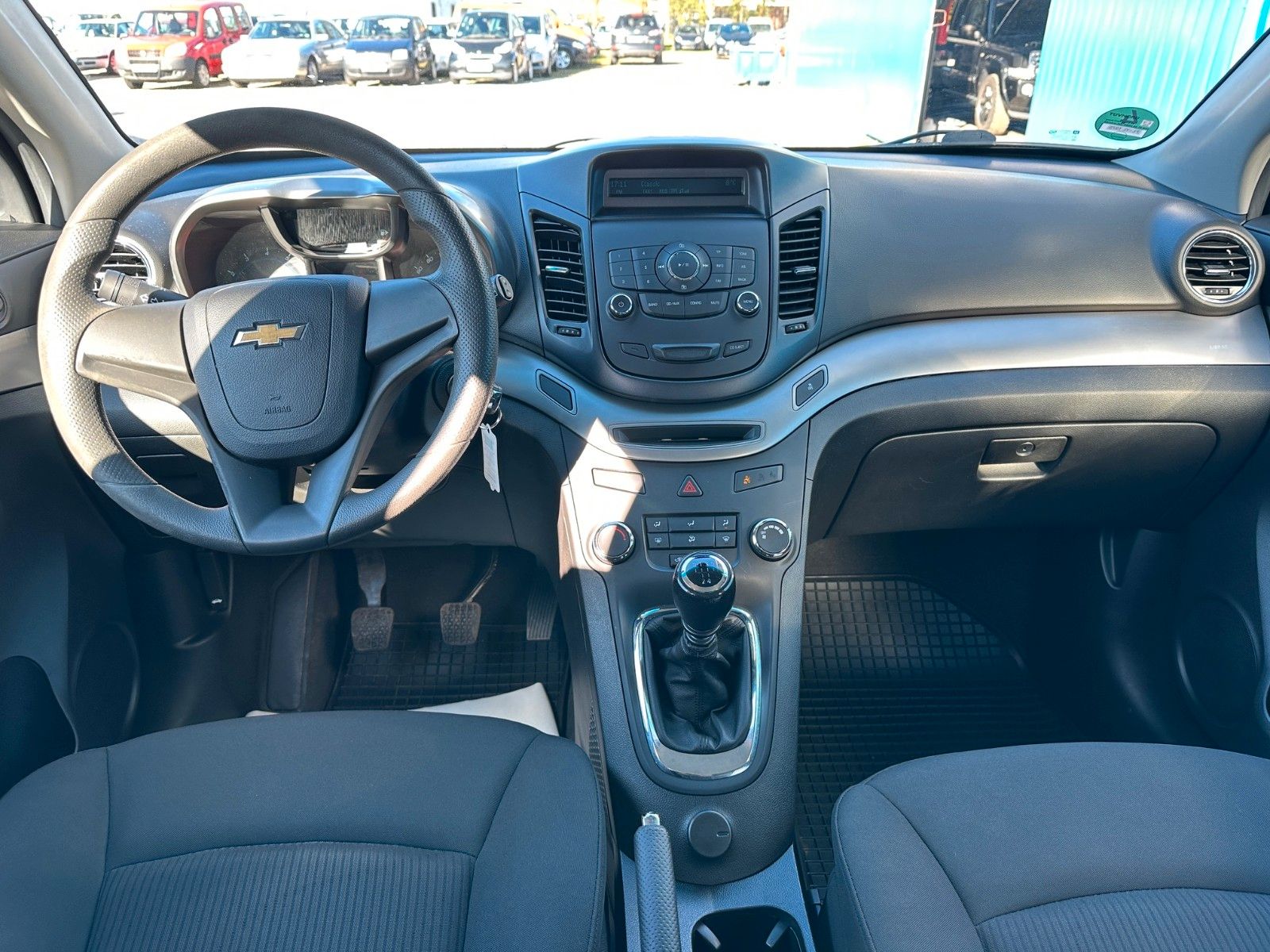 Fahrzeugabbildung Chevrolet Orlando LS**7. Sitzer**AHK**94 TKM**