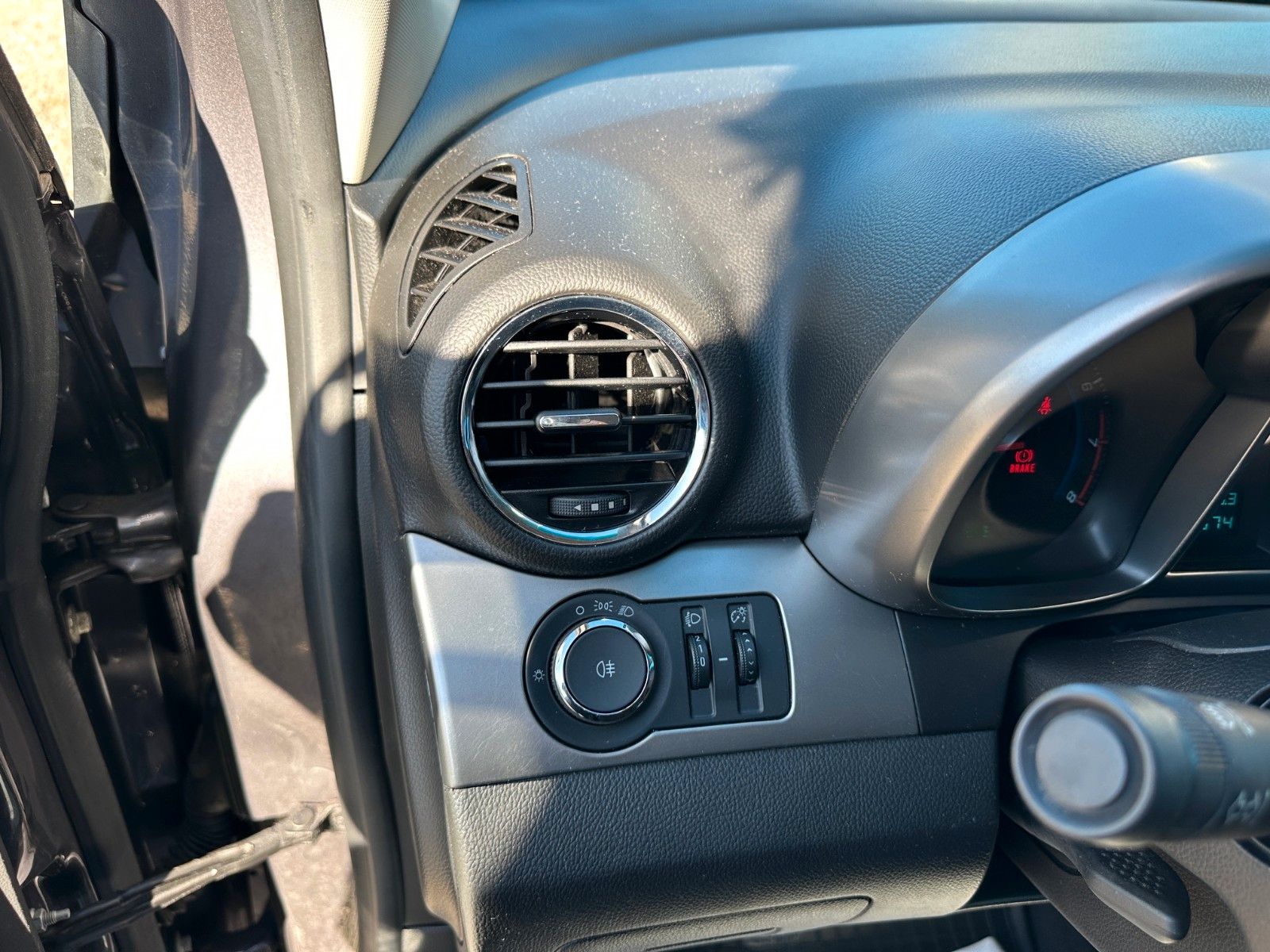 Fahrzeugabbildung Chevrolet Orlando LS**7. Sitzer**AHK**94 TKM**