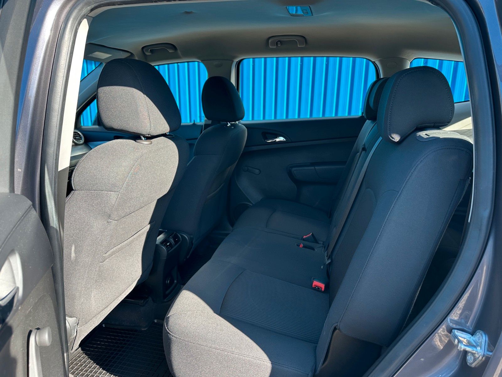 Fahrzeugabbildung Chevrolet Orlando LS**7. Sitzer**AHK**94 TKM**