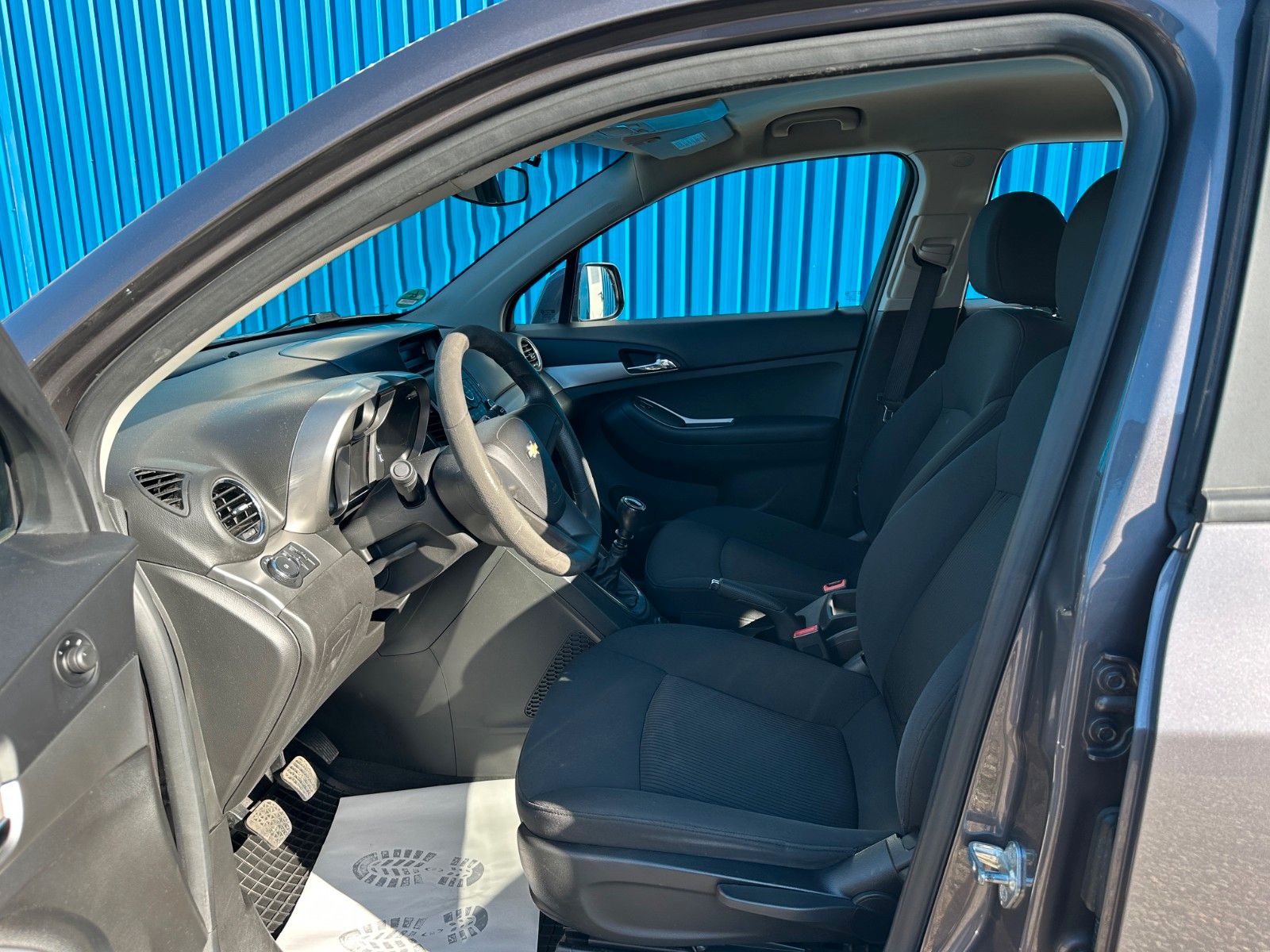 Fahrzeugabbildung Chevrolet Orlando LS**7. Sitzer**AHK**94 TKM**