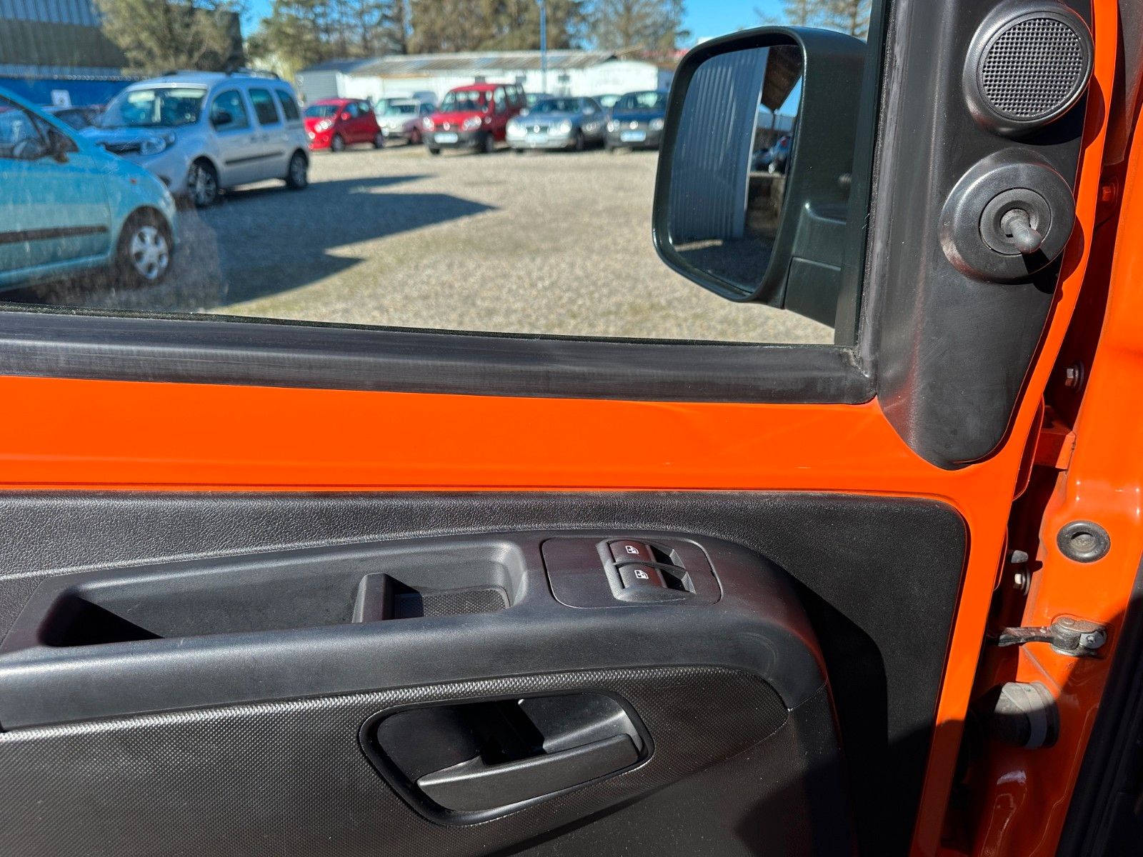 Fahrzeugabbildung Fiat Qubo 1.4 8V Lounge**1.HAND*Allwetter**