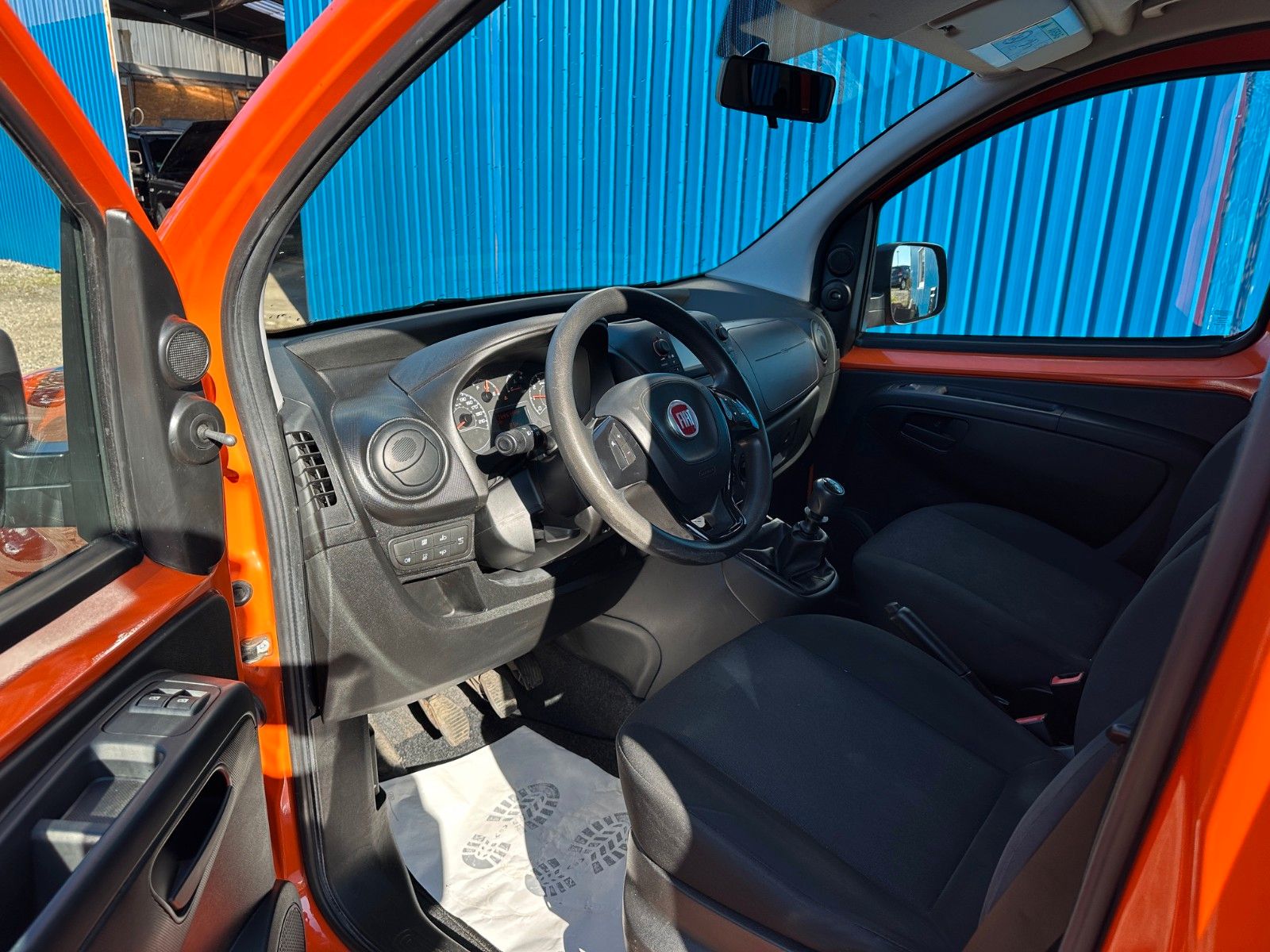 Fahrzeugabbildung Fiat Qubo 1.4 8V Lounge**1.HAND*Allwetter**