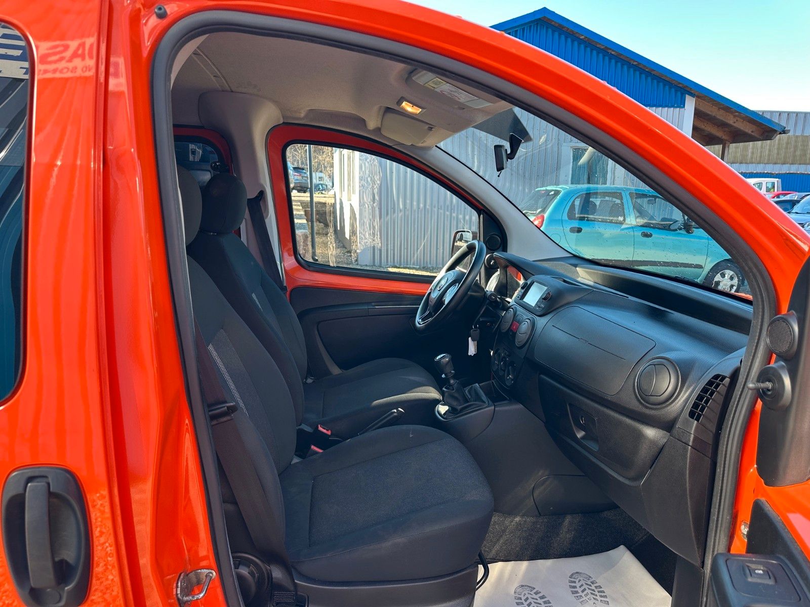 Fahrzeugabbildung Fiat Qubo 1.4 8V Lounge**1.HAND*Allwetter**
