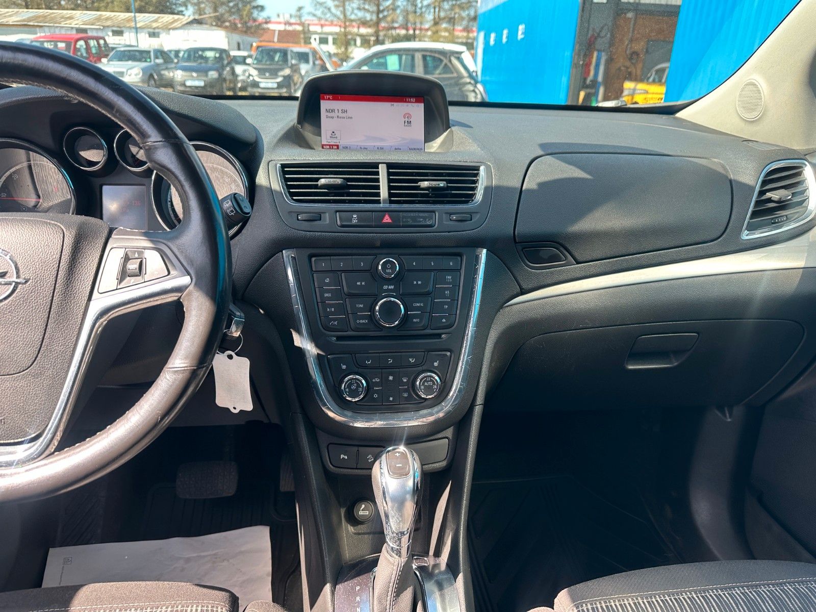 Fahrzeugabbildung Opel Mokka**Edition**Automatik**AHK**SHZ**LRH**