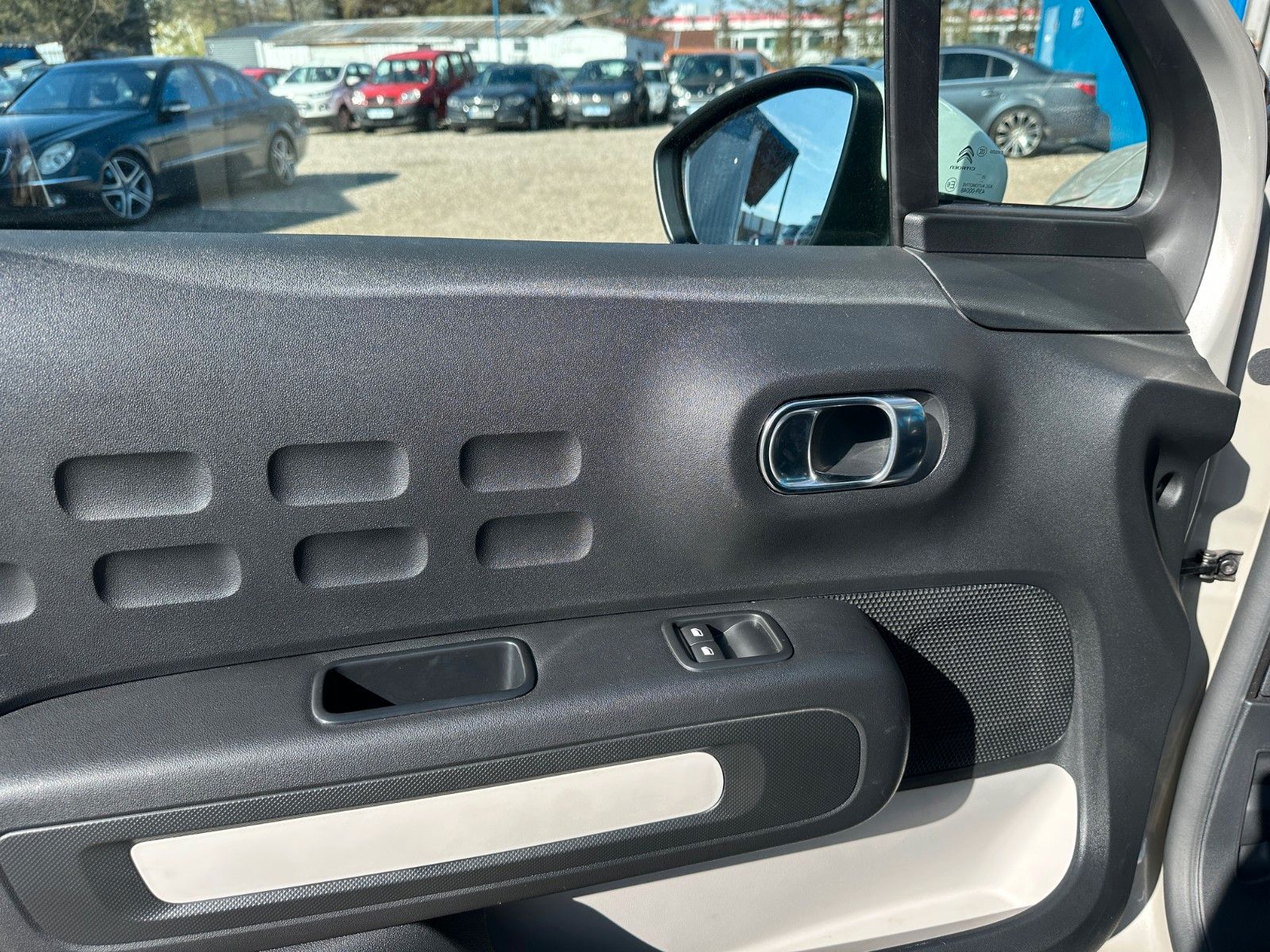 Fahrzeugabbildung Citroën C3 YOU**10 TKM*Touch*Klima*LED**