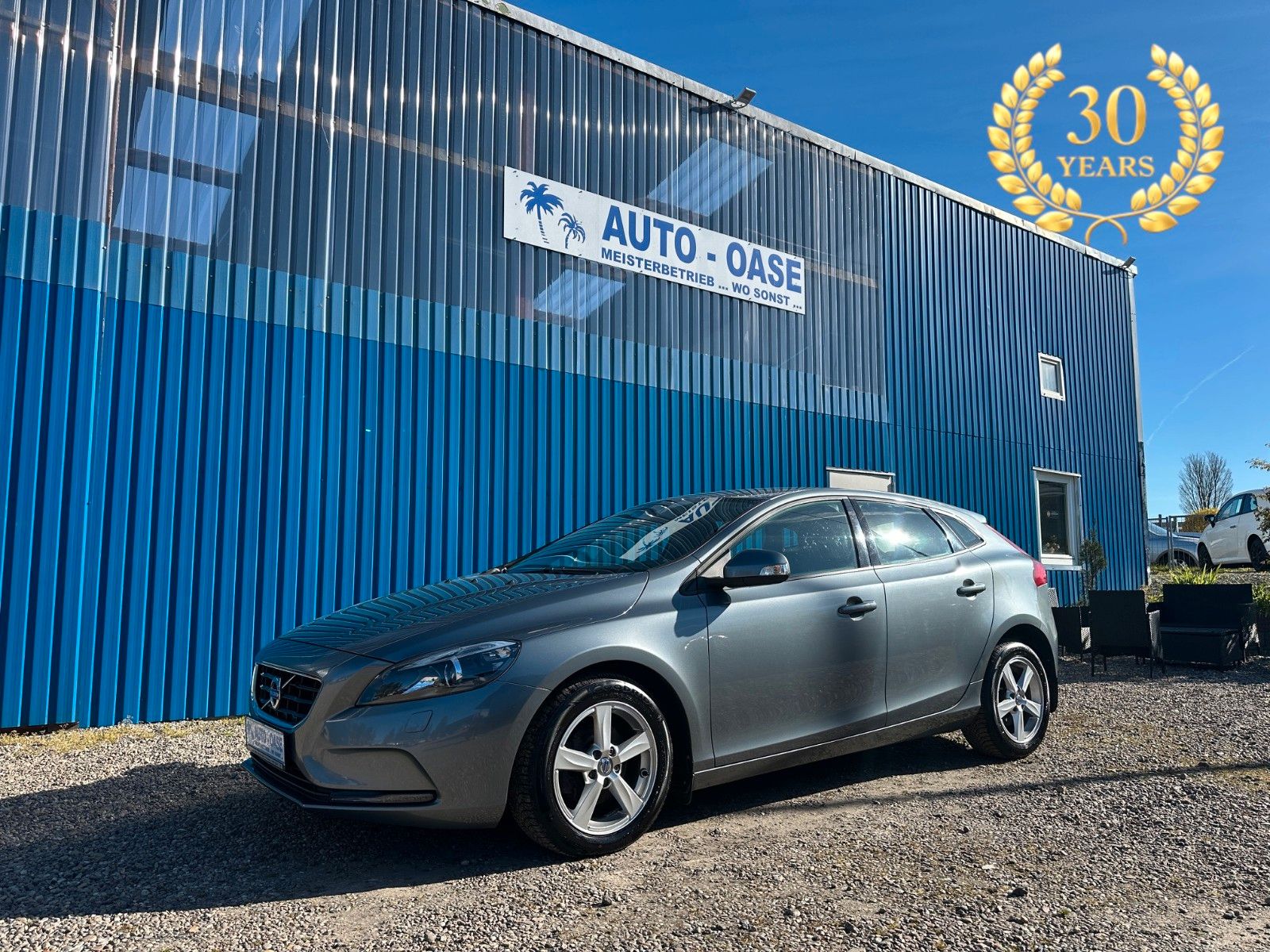 Fahrzeugabbildung Volvo V40 You!**Navi*Xenon*LED*Tempomat**