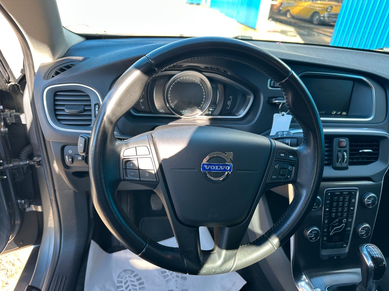 Fahrzeugabbildung Volvo V40 You!**Navi*Xenon*LED*Tempomat**