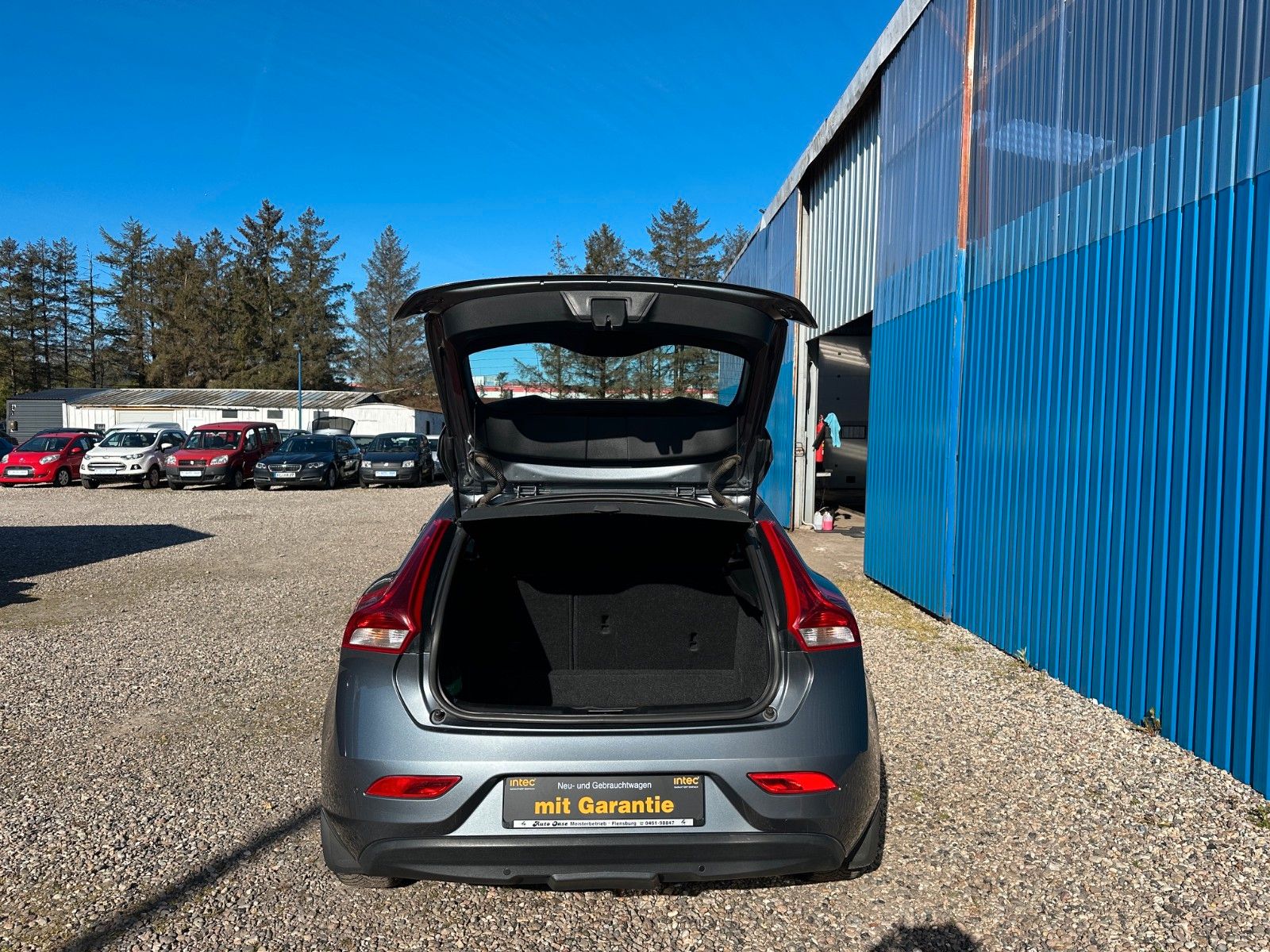 Fahrzeugabbildung Volvo V40 You!**Navi*Xenon*LED*Tempomat**