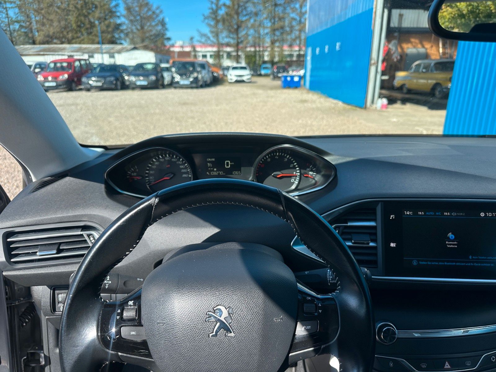 Fahrzeugabbildung Peugeot 308 SW**Active**Tempo**8 fach**PDC**