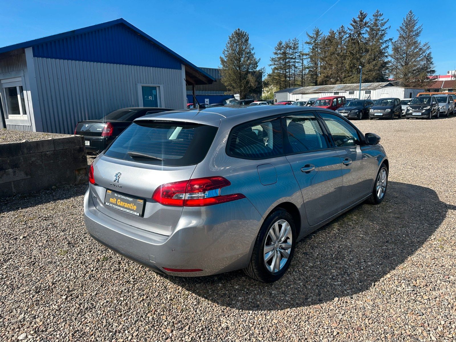 Fahrzeugabbildung Peugeot 308 SW**Active**Tempo**8 fach**PDC**