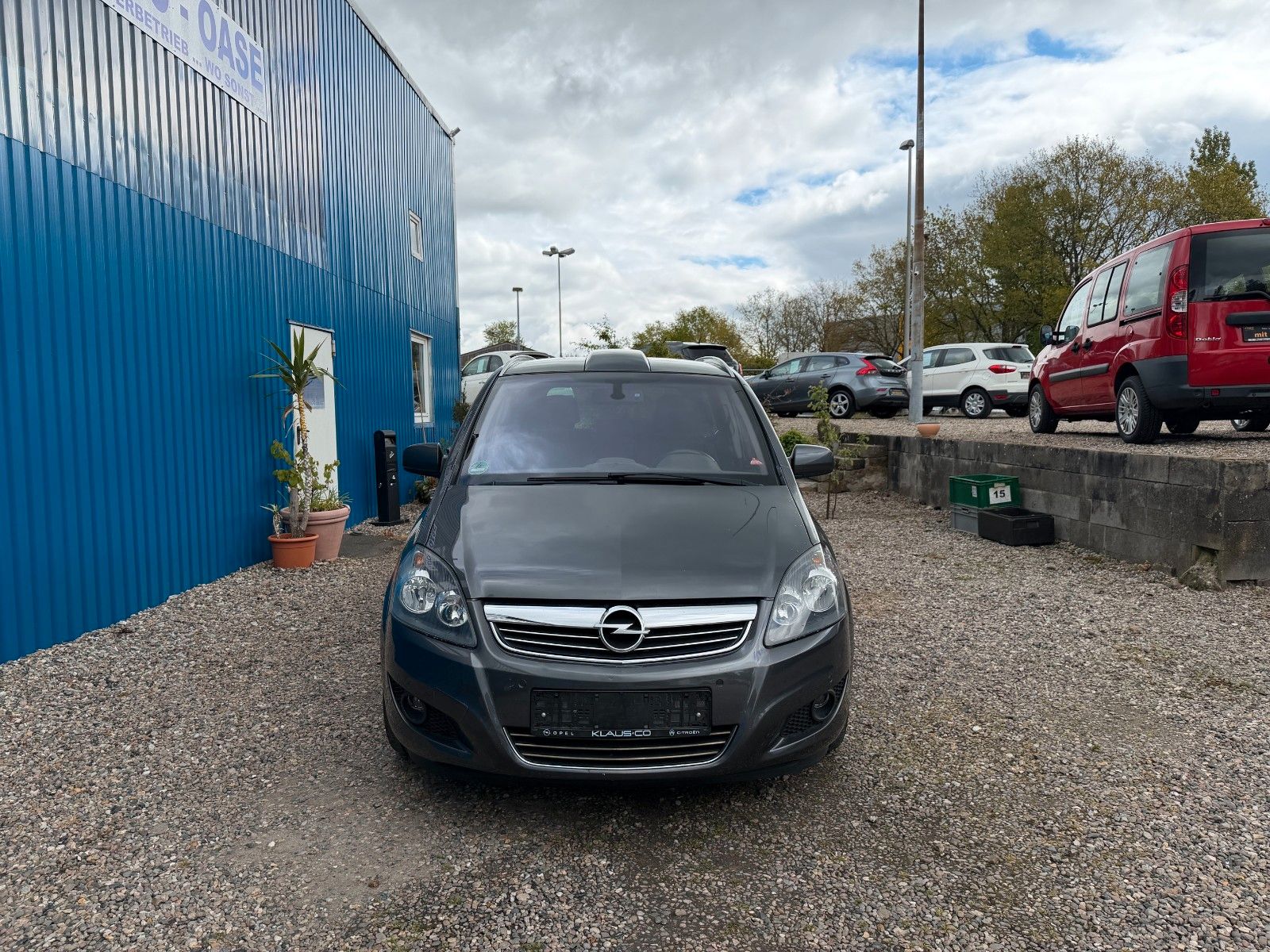 Fahrzeugabbildung Opel Zafira B Sport**1.HAND*Panorama*HU 09/27**