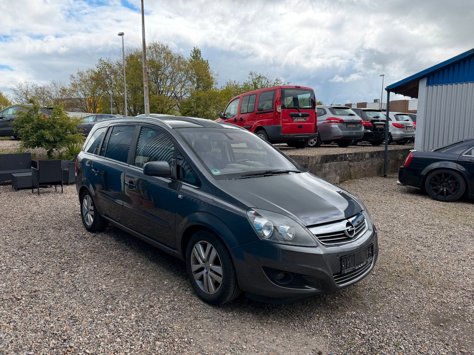 Fahrzeugabbildung Opel Zafira B Sport**1.HAND*Panorama*HU 09/27**