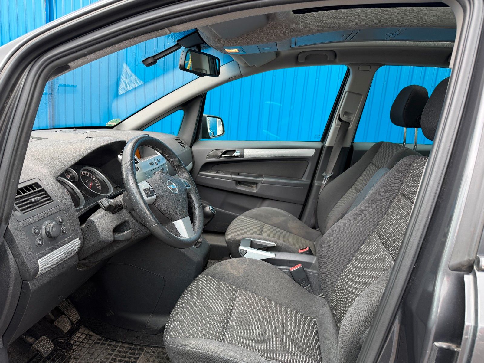 Fahrzeugabbildung Opel Zafira B Sport**1.HAND*Panorama*HU 09/27**
