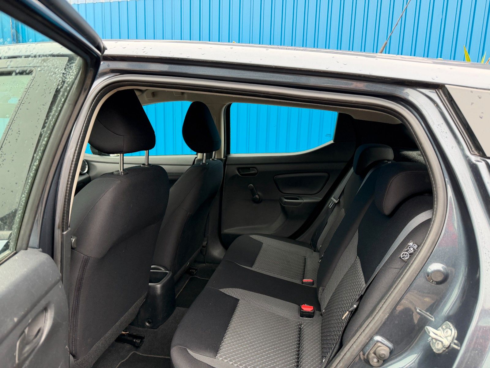 Fahrzeugabbildung Nissan Micra **Visia Plus**75 TKM**Klima**AHK**