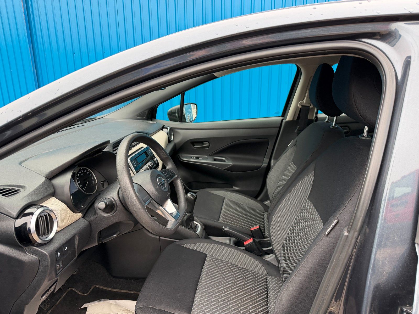 Fahrzeugabbildung Nissan Micra **Visia Plus**75 TKM**Klima**AHK**