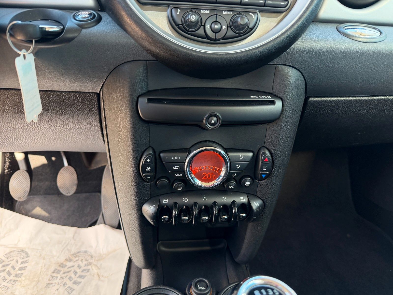 Fahrzeugabbildung MINI COOPER S Clubman**Cooper Soho**Klima**SHZ**Temp*