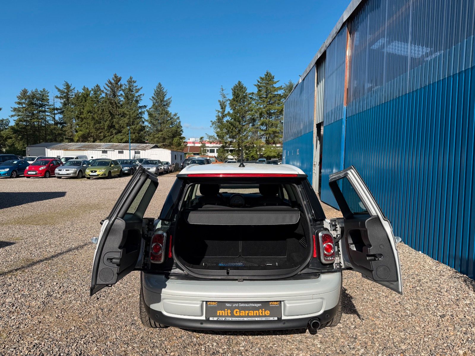 Fahrzeugabbildung MINI COOPER S Clubman**Cooper Soho**Klima**SHZ**Temp*