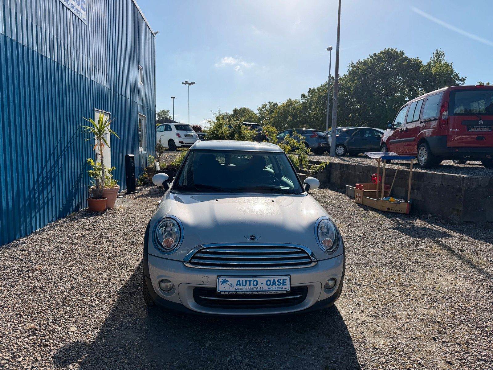 Fahrzeugabbildung MINI COOPER S Clubman**Cooper Soho**Klima**SHZ**Temp*
