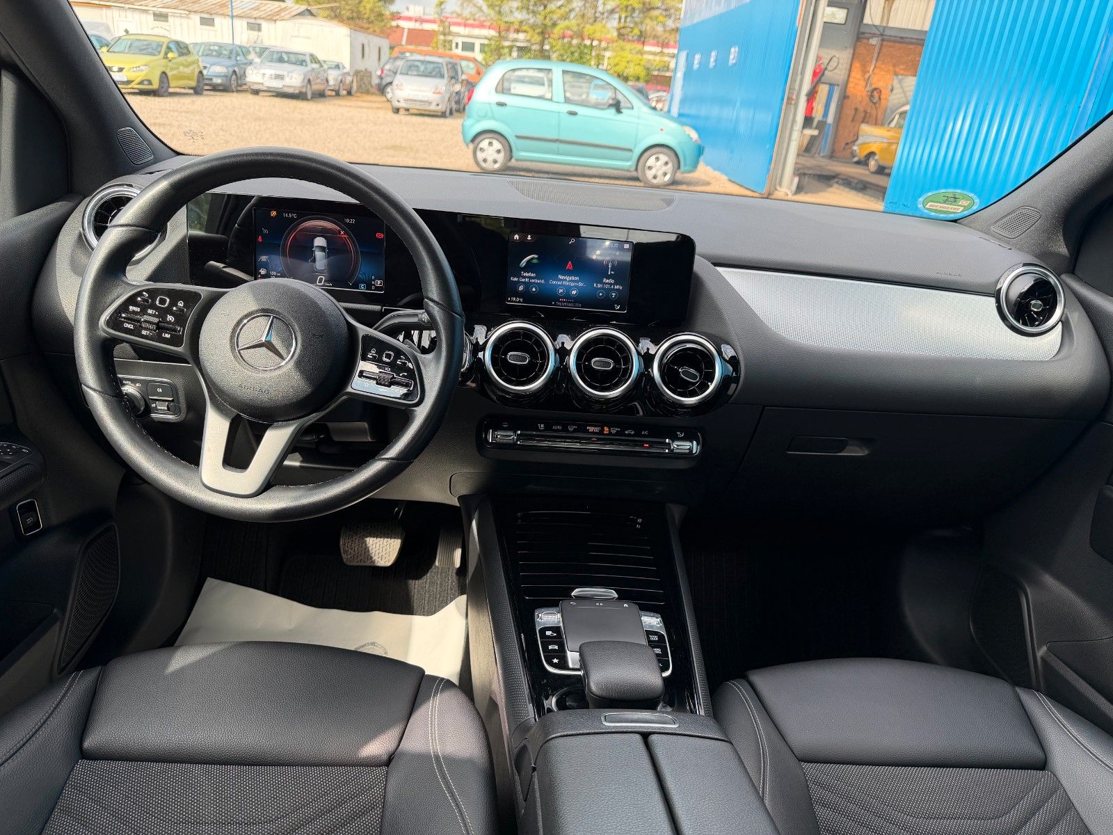 Fahrzeugabbildung Mercedes-Benz B 180**Automatik**62 TKM**AHK**LED**Digital**