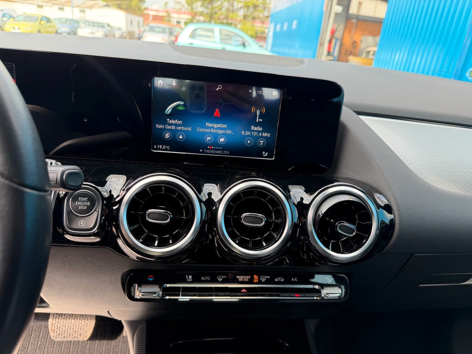 Fahrzeugabbildung Mercedes-Benz B 180**Automatik**62 TKM**AHK**LED**Digital**