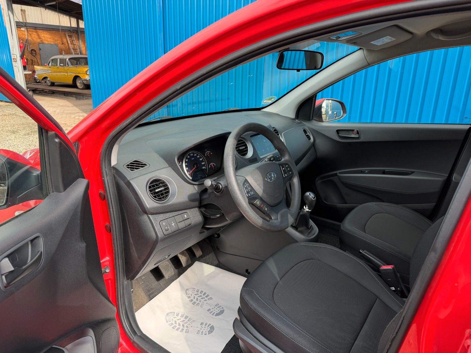 Fahrzeugabbildung Hyundai i10**57 TKM**CarPlay**Klima**Tempo**