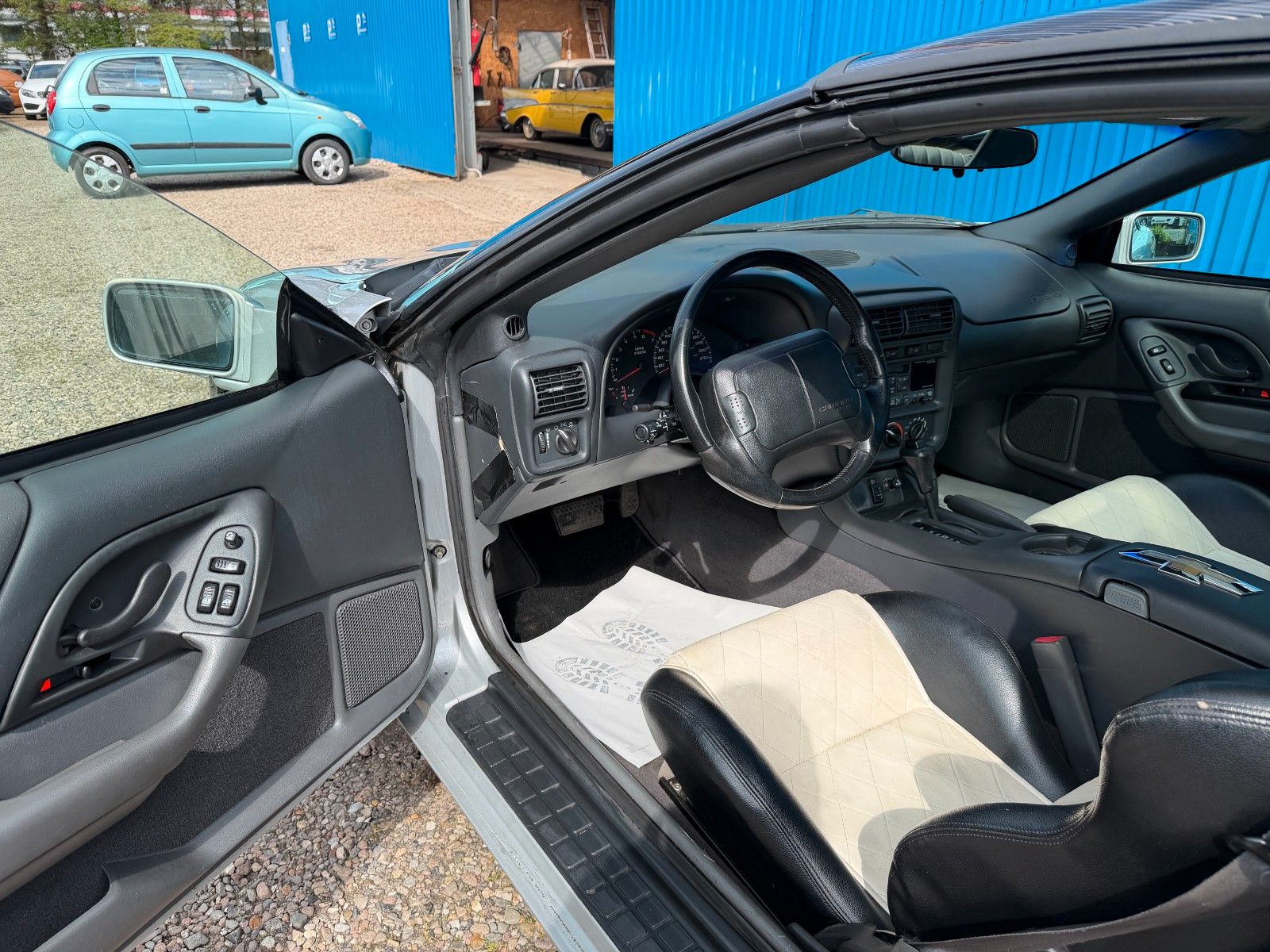 Fahrzeugabbildung Chevrolet Camaro 3.8 Automatik**2.HAND*95 TKM*Automatik**