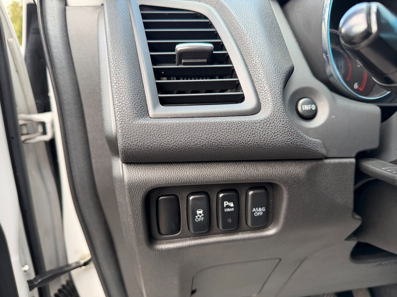 Fahrzeugabbildung Peugeot 4008 Allure 4WD**Navi*AHK*Keyles-GO**