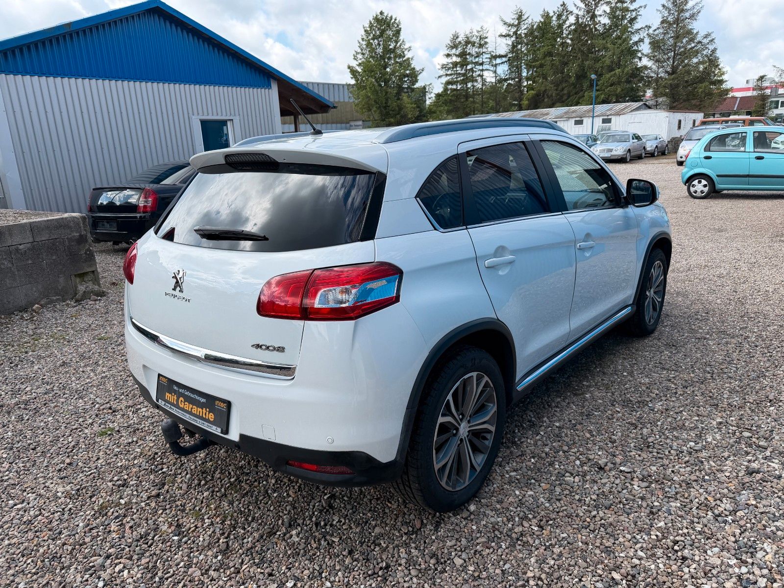 Fahrzeugabbildung Peugeot 4008 Allure 4WD**Navi*AHK*Keyles-GO**