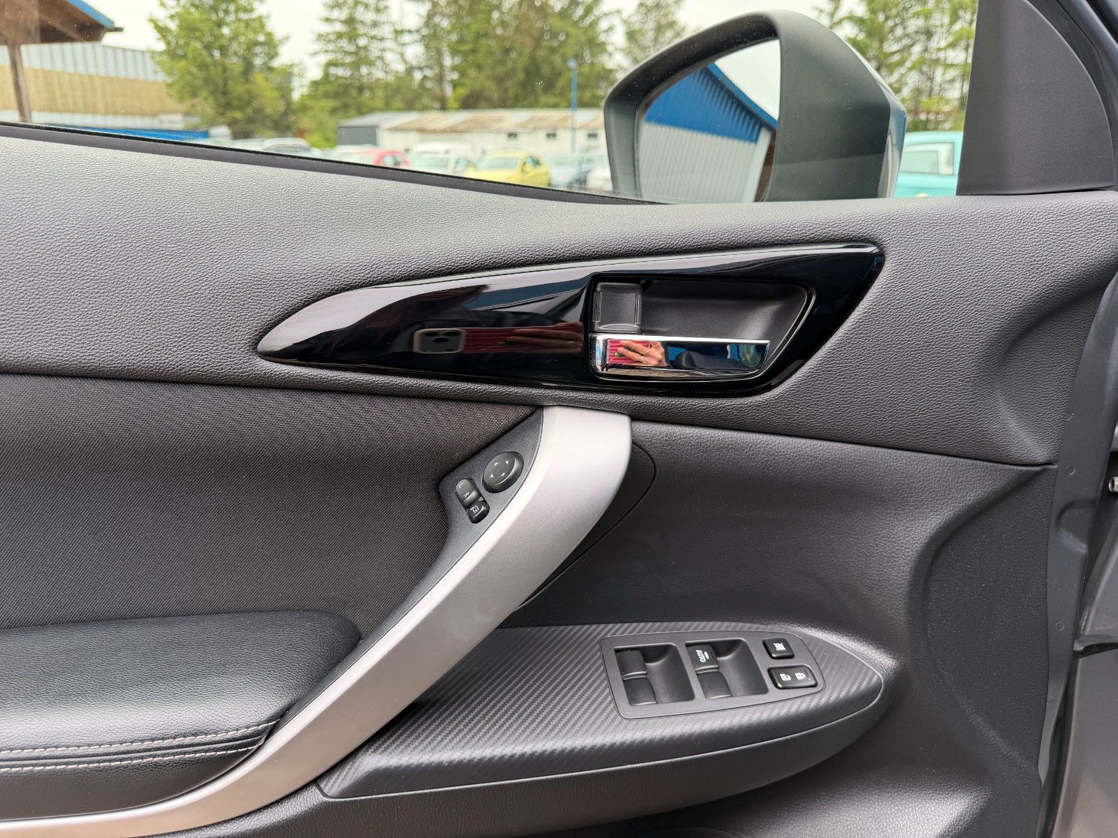 Fahrzeugabbildung Mitsubishi Eclipse*Cross Intro Edition**Head up**KEY**360°*