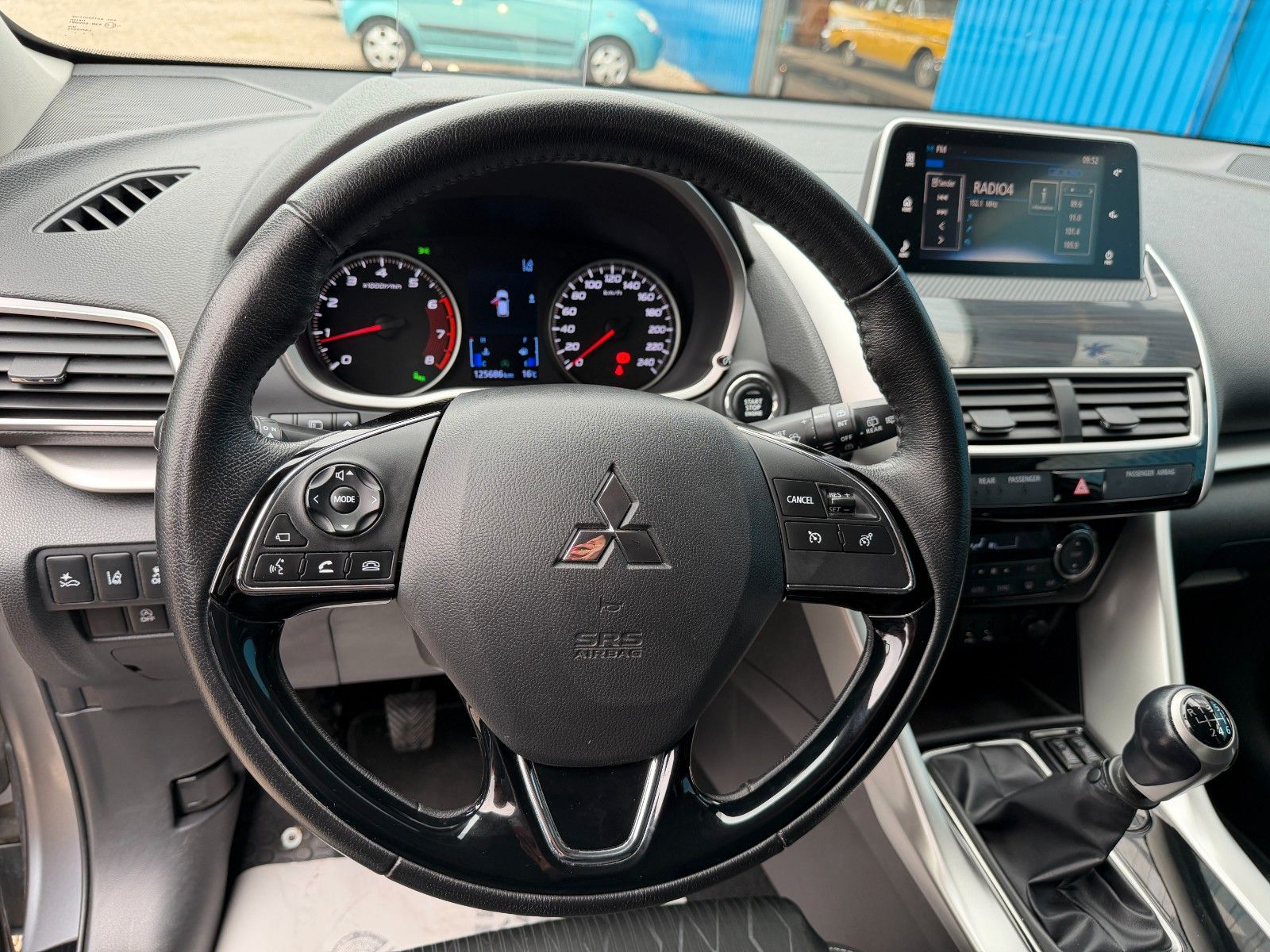 Fahrzeugabbildung Mitsubishi Eclipse*Cross Intro Edition**Head up**KEY**360°*