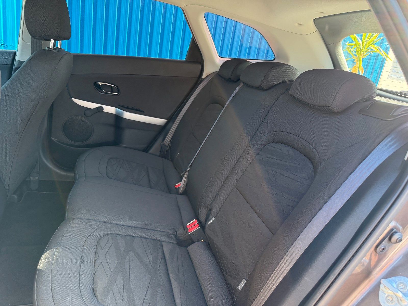 Fahrzeugabbildung Kia Cee'd Sportswagon**Automatik**90 TKM**Kamera**Le